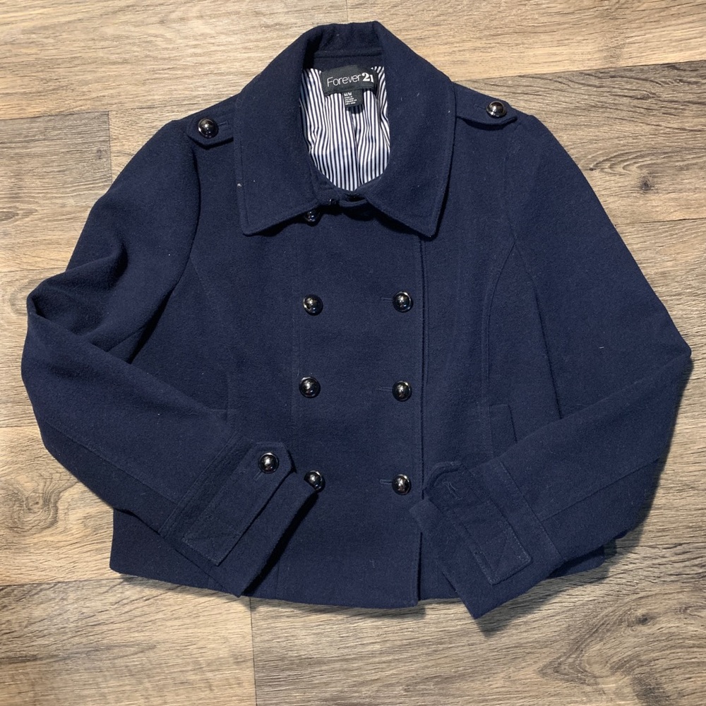 3/$25 Forever 21 jacket with lining and buttons M